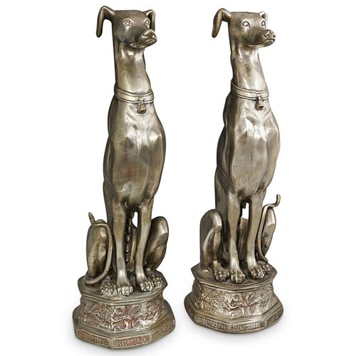 PAIR OF GUARDIAN GREYHOUND STATUESDESCRIPTION: