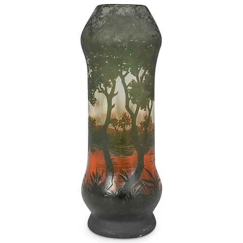 DAUM NANCY CAMEO GLASS VASEDESCRIPTION: