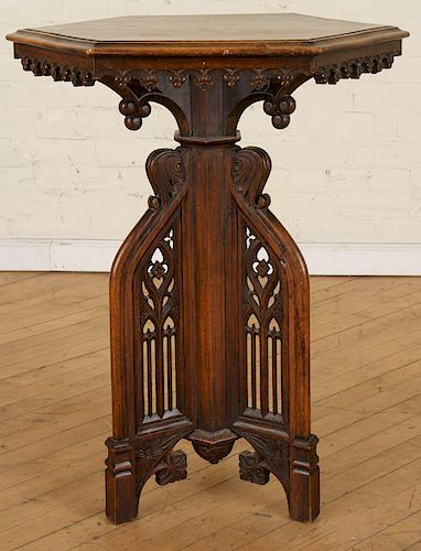 GOTHIC STYLE CARVED WALNUT OCCASIONAL 38cc2f