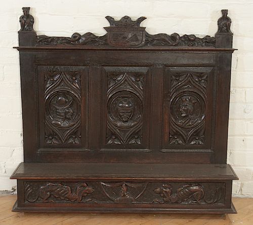 19TH CENTURY CARVED WALNUT FIGURAL 38cd5d