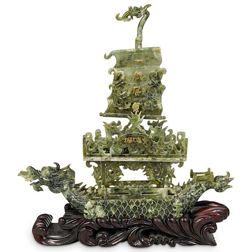CHINESE CARVED SPINACH JADE BOATDESCRIPTION: