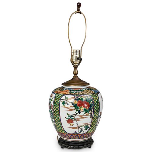 IMARI PORCELAIN LAMPDESCRIPTION: