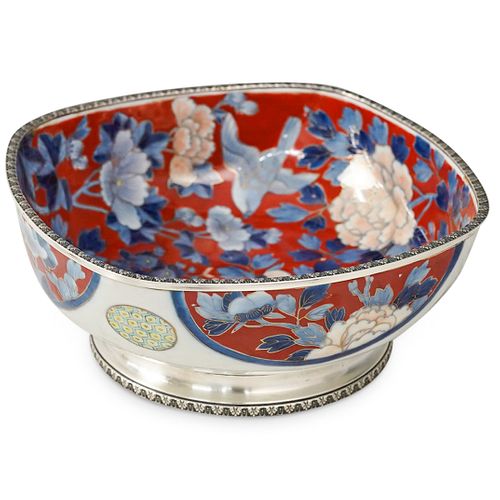 JAPANESE IMARI PORCELAIN BOWLDESCRIPTION: