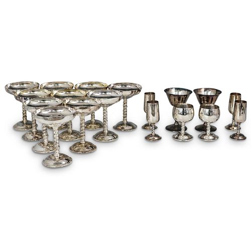  18 PC SILVER PLATED GOBLETS GROUPING 38cee5