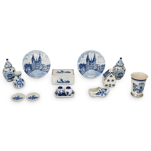  12 PC BLUE DELFT PORCELAIN GROUPING 38cee6