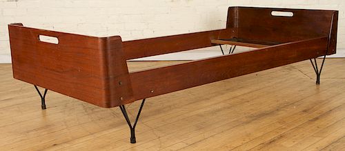 ITALIAN ROSEWOOD DAY BED IRON LEGS 38d007