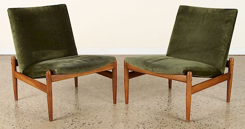 PAIR UPHOLSTERED CHAIRS WOOD LEGS