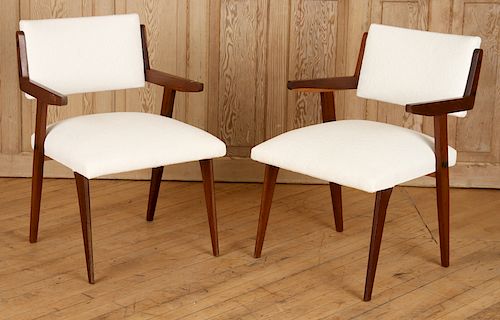 PAIR ITALIAN OPEN ARM CHAIRS CIRCA 38d13e