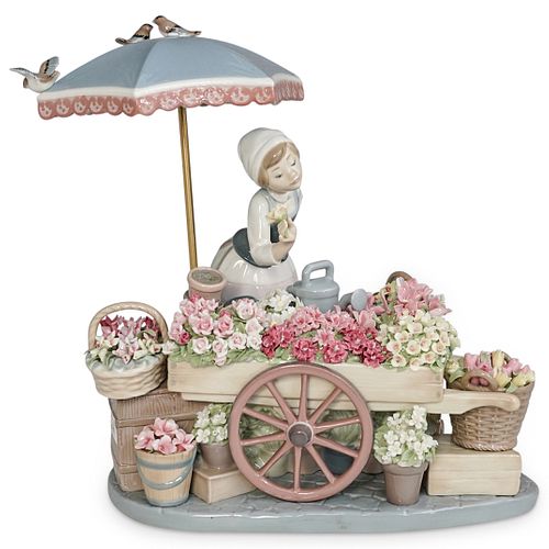 LLADRO "FLOWERS OF THE SEASON"