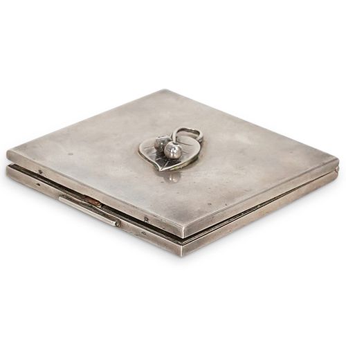 STERLING SILVER POWDER COMPACT 38d25b