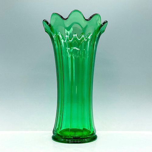 EMERALD COLORED GLASS TRUMPET VASEElegant  38fb1a