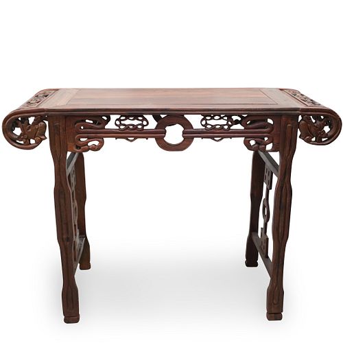 CHINESE CARVED WOOD ALTAR TABLEDESCRIPTION: