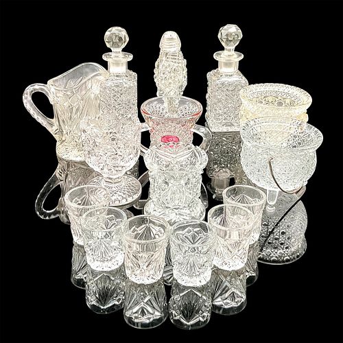 15PC GROUPING OF CLEAR PATTERNED GLASSLarge