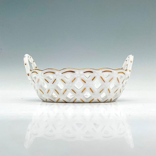 HEREND PORCELAIN SMALL BASKETSmall openwork