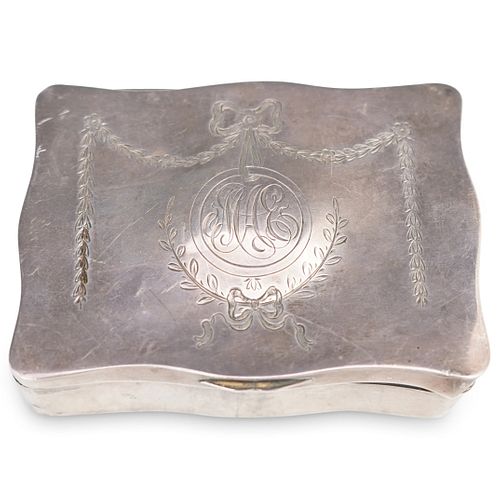 EARLY ENGLISH STERLING BOXDESCRIPTION: