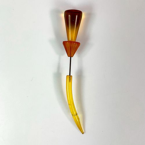 ART DECO LUCITE HATPINA lovely