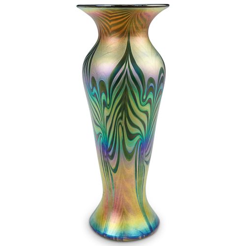 LUNDBERG ART GLASS IRIDESCENT VASEDESCRIPTION  38fede