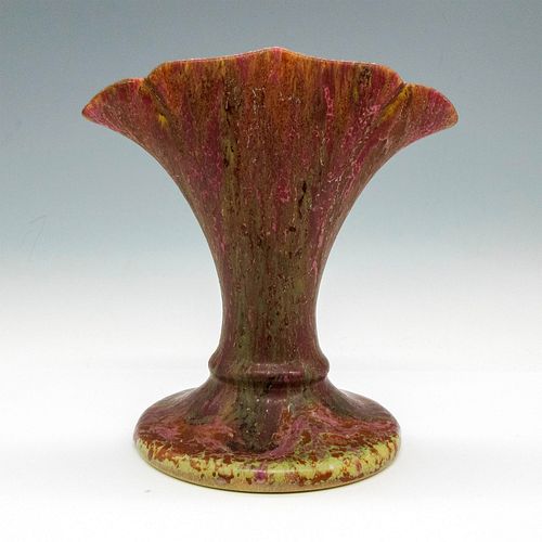 ROSEVILLE POTTERY FAN VASE CARNELIAN 38ff29