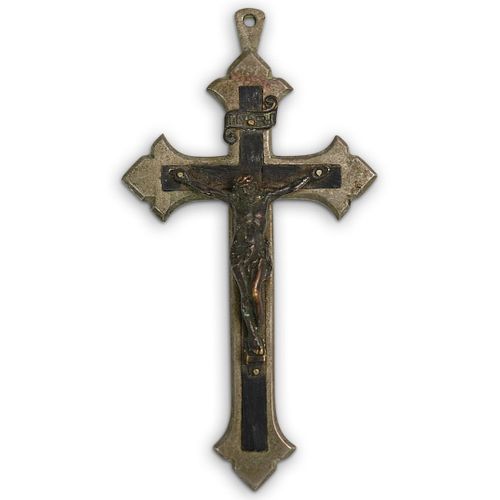 EBONY & NICKEL CRUCIFIX PENDANTDESCRIPTION: