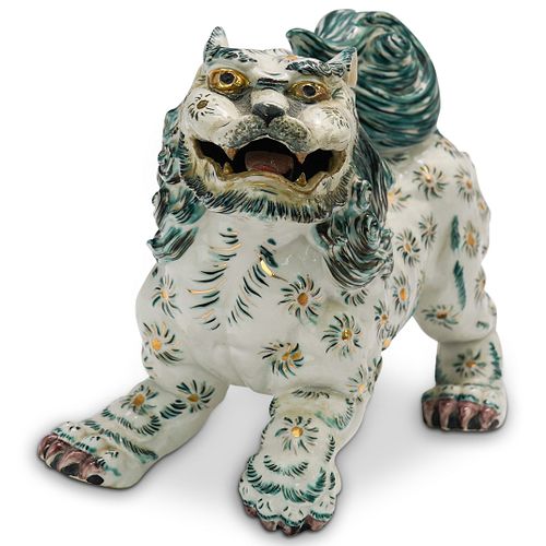 ANTIQUE CHINESE PORCELAIN FOO DOGDESCRIPTION  3900ae