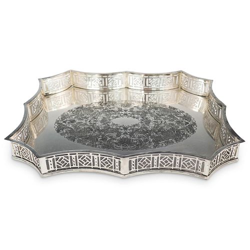 VINTAGE SILVER PLATED SERVING TRAYDESCRIPTION: