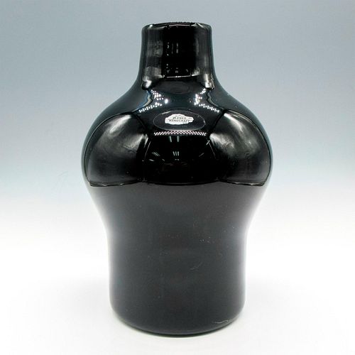 BLENKO BLACK GLASS VASEHand crafted