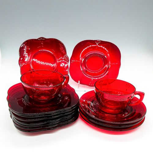 14PC VINTAGE RUBY RED GLASS CUPS 390206