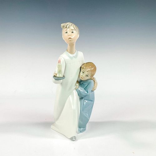 BOY AND GIRL 1004874 - LLADRO PORCELAIN