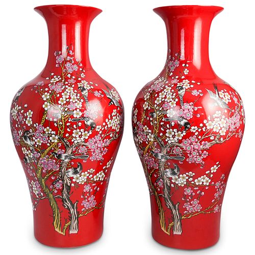  2 PC LARGE CHINESE RED CERAMIC 3902e4