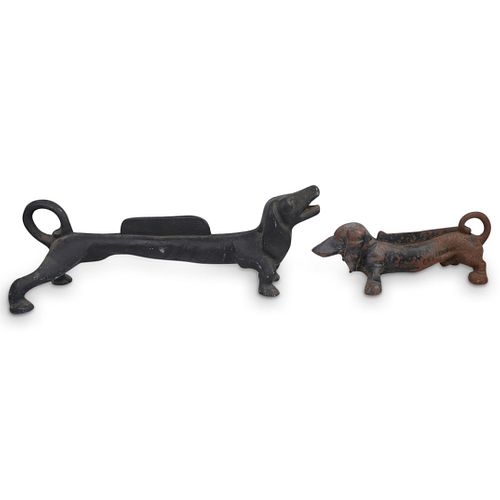  2 PC ANTIQUE DACHSHUND IRON BOOT 390334