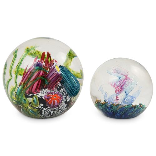 (2 PC) ART GLASS OCEAN PAPERWEIGHTS