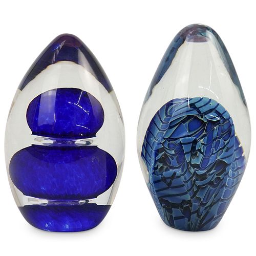  2 PC ART GLASS COBALT BLUE PAPERWEIGHTS 39046f