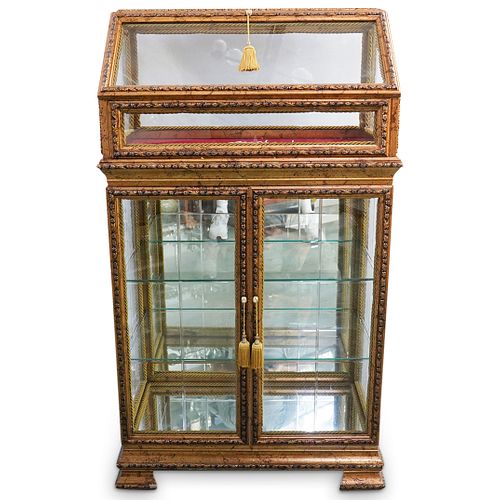 GILTWOOD AND GLASS SHOWCASE VITRINEDESCRIPTION: