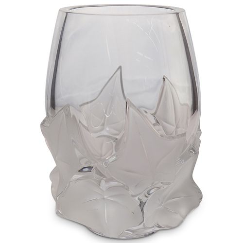 LALIQUE HEDERA CRYSTAL IVY VASEDESCRIPTION: