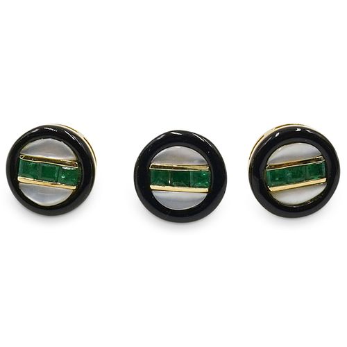 18K GOLD EMERALD AND PEARL STUDSDESCRIPTION: