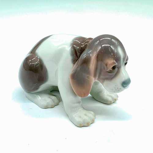 SAD PUPPY SITTING 1001071 LLADRO 390879