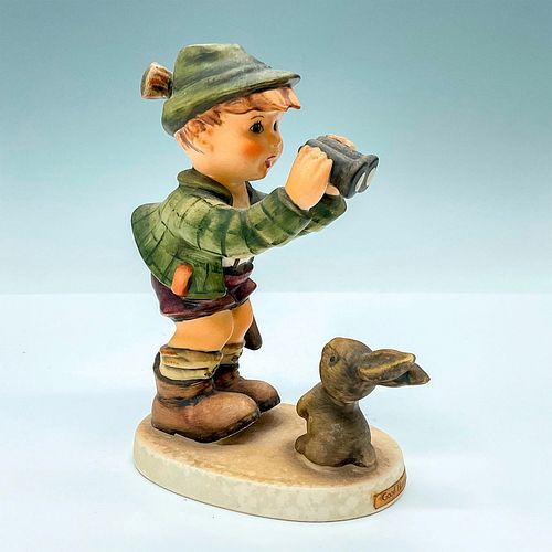 GOEBEL PORCELAIN FIGURINE, GOOD HUNTINGGood