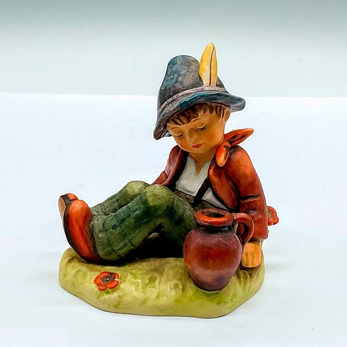 GOEBEL HUMMEL FIGURINE COFFEE 3908b8