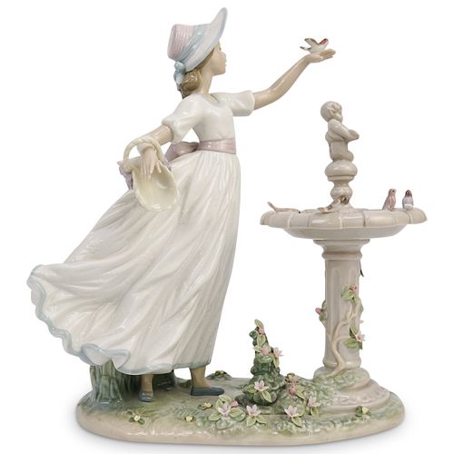 LLADRO SPRING JOY PORCELAIN FIGURINEDESCRIPTION  3908da