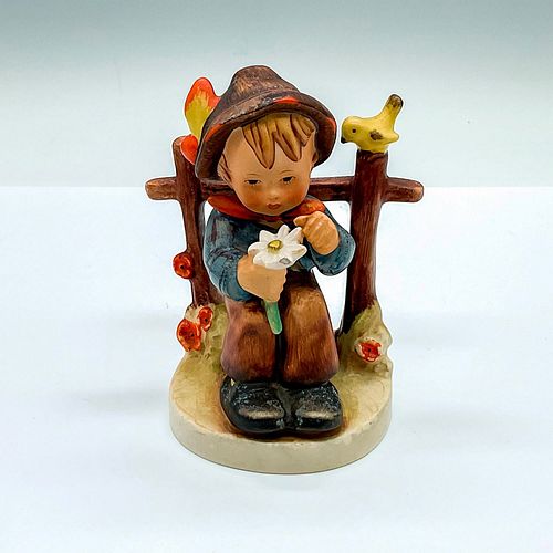 GOEBEL HUMMEL FIGURINE, SHE LOVES