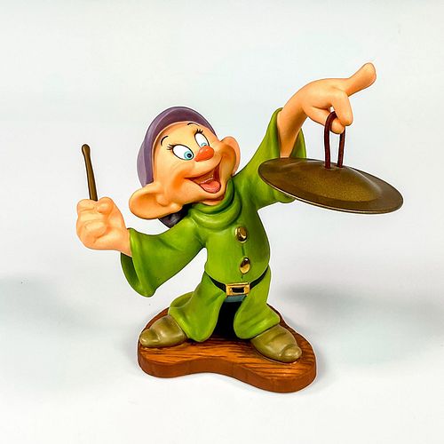 WALT DISNEY CLASSICS FIGURINE,