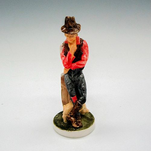 SEBASTIAN MINIATURES CERAMIC FARMER