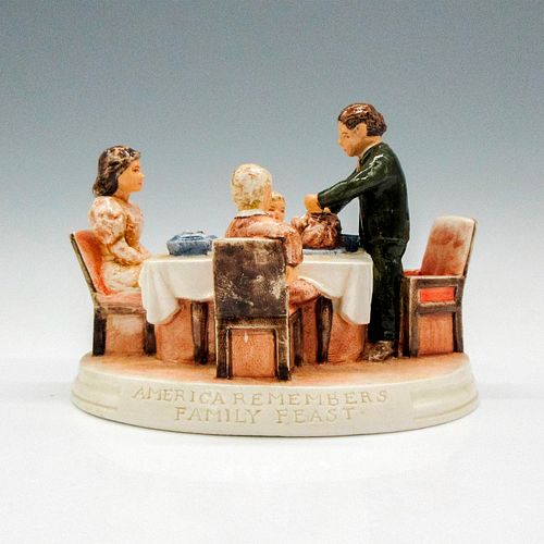 SEBASTIAN MINIATURES CERAMIC FIGURINE  390d8f