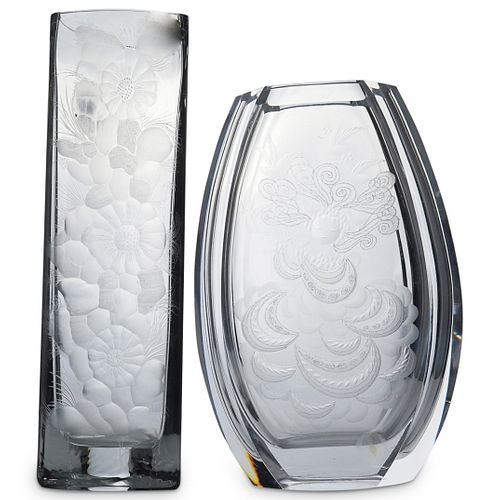 (2 PC) SET OF CRYSTAL ETCHED VASESDESCRIPTION: