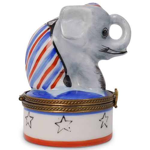 LIMOGES ELEPHANT PORCELAIN PILL BOXDESCRIPTION: