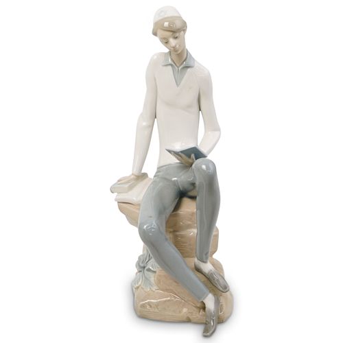 LLADRO "HEBREW STUDENT JEWISH BOY"