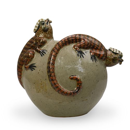 CERAMIC SIGNED LIZARD VASEDESCRIPTION  390f76