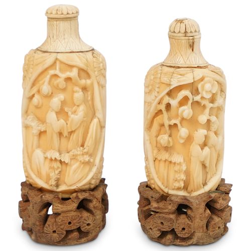  2 PC BONE CARVED SNUFF BOTTLESDESCRIPTION  390f9d