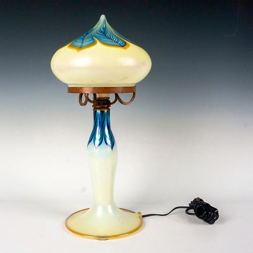 LUNDBERG ART GLASS TABLE LAMPCalifornia