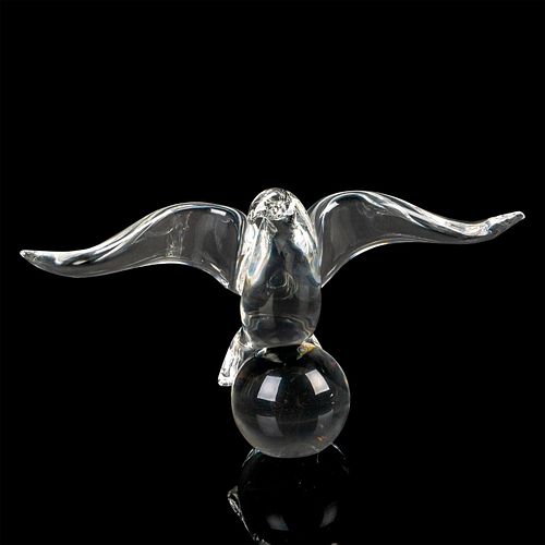 STEUBEN CRYSTAL FIGURINE, EAGLE ON GLOBEFully